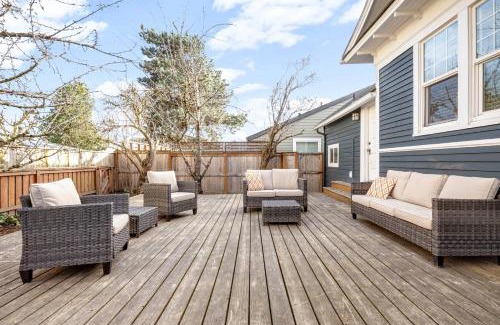 Newberg Casa | Chehalem Crest