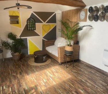 Lombron Casa | Chekina room