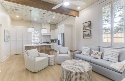 Old Town Apartamento | Chelle’s in the Bay St. Louis