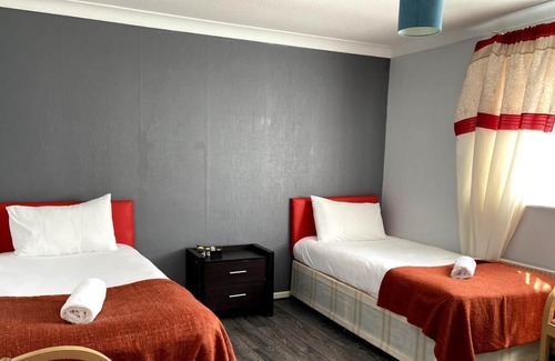 Dunstable Casa | Chelsea Gardens - Huku Kwetu (Dunstable)