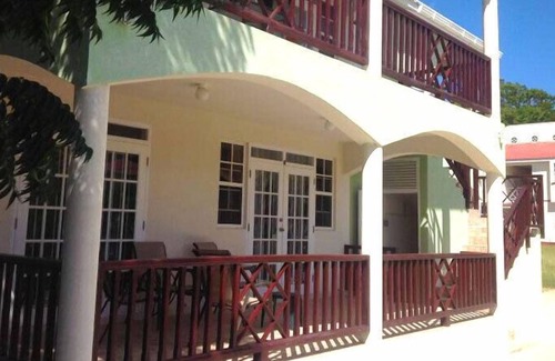 Maxwell Villa | Chelsea Villas, Gound Floor, una cama
