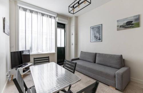 11th Arrondissement Apartamento | Chemin Vert/Voltaire : Charming Apartment 4P