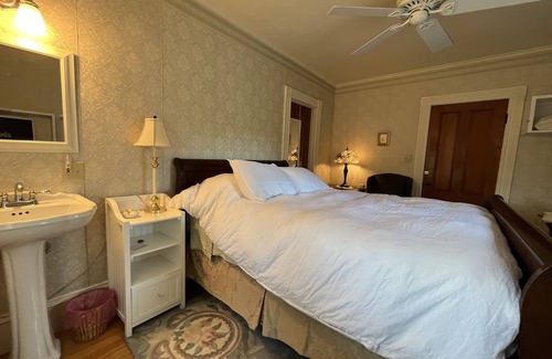 Ashland Cama Y Desayuno | Cheney House B&B