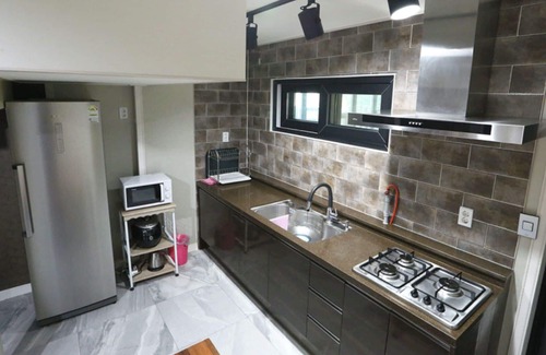 Cheongju Casa | Cheongju Cheongnamdae Pool Villa