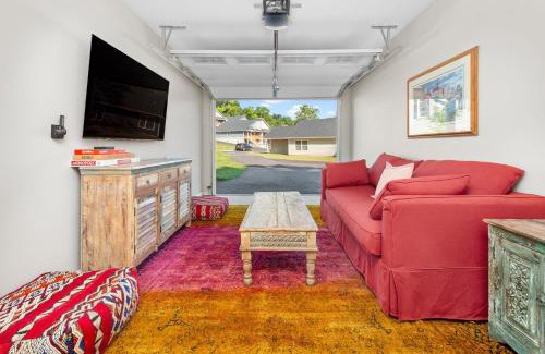 Asheville Casa | Cherry Blossom by AvantStay 6 Min to Downtown