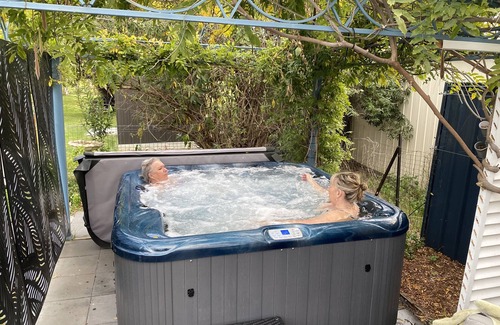 Stanthorpe Casa | Cherry Blossom Cottage (2 baños)