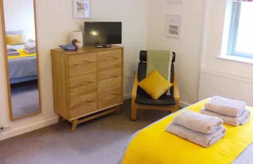 Begelly Casa | Cherry Cottage - Perfect base for two in beautiful Pembrokeshire