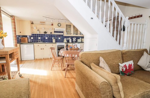 Llandysul Cabaña | Cherry Cottage, NEWCASTLE EMLYN
