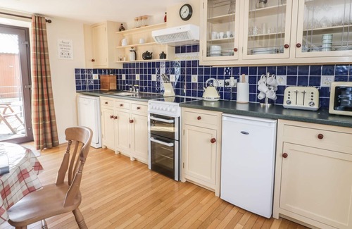 Llandysul Cabaña | Cherry Cottage, NEWCASTLE EMLYN
