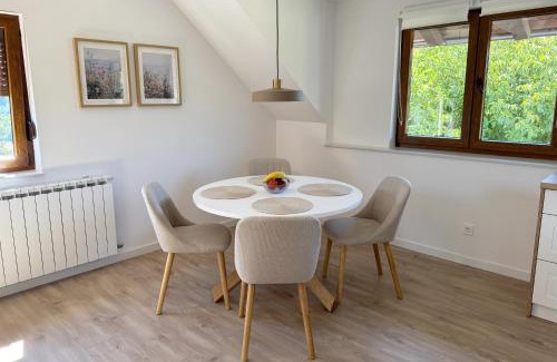 Seliste Apartamento | Cherry Hill Loft