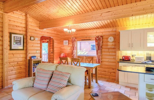 Kenwick Cabaña | Cherry Lodge- UK37608