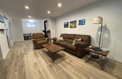 Cherryville Apartamento | Cherryville BnB A Cozy One Bedroom Basement Suite Nestled in the Mountains.