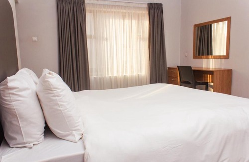 Blantyre Apartamento | Cherrywood Estate Limited