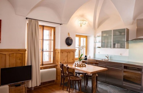 Samedan Apartamento | Chesa Chascharia 1 by Interhome