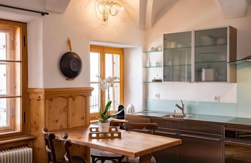 Samedan Apartamento | Chesa Chascharia 1 by Interhome
