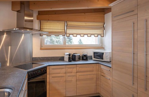 Samedan Apartamento | Chesa Crusch 7 by Interhome