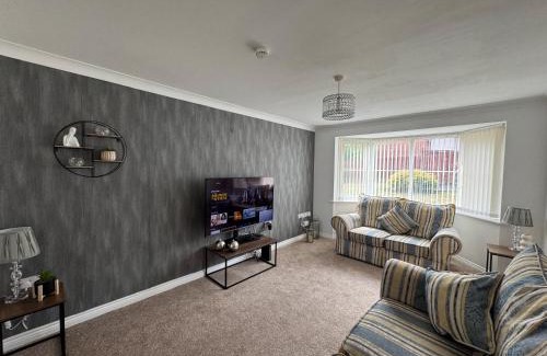 Chester-le-Street Casa | Chester House, Comfortable detached family home