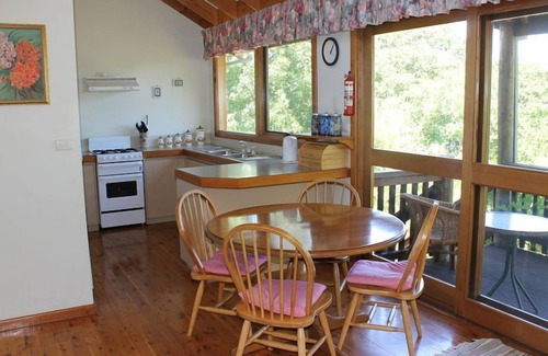 Balingup Cabaña | Chestnut Hill Cottage Balingup