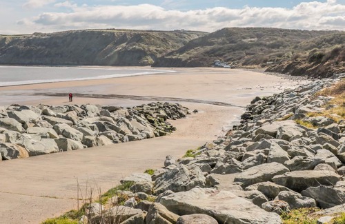 Runswick Bay Casa | CHESTNUT LODGE, pet friendly, country holiday cottage in Runswick Bay