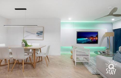 Surfers Paradise Apartamento | Chevron Renaissance by Vaun