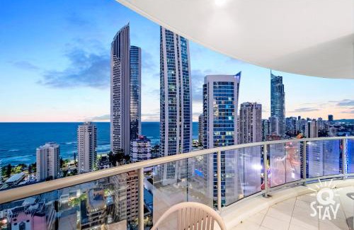 Surfers Paradise Apartamento | Chevron Renaissance by Vaun