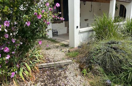 Dompierre-sur-Yon Casa | Chez Aurélie & Mathieu studio dans ancienne maison rénovée proche du Lac