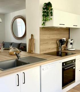 Saint-Amand-les-Eaux Apartamento | Chez Clément et Mathilde - Rdc Hyper centre tout équipé - avec extérieur