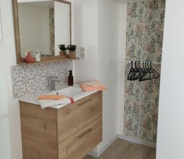 Saint-Pierre-Montlimart Apartamento | Chez Coralie et Jean