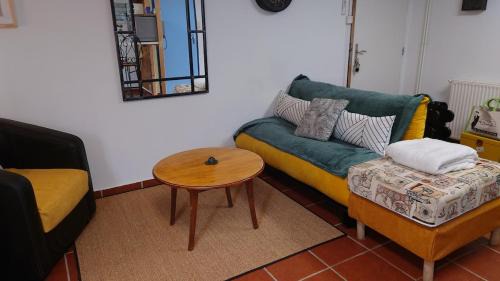 Bressuire Apartamento | Chez David