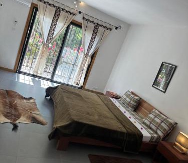 St. Louis Villa | Chez Diarra