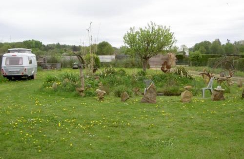 Saint-Pavace Otro | Chez Didier Emplacements tentes et Camping cars
