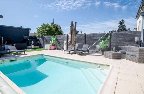 Blere Casa | Chez Françoise - Gite 6 prs avec piscine
