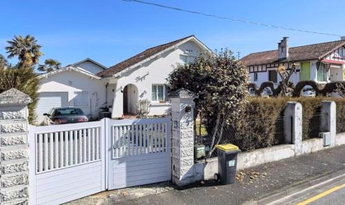 Lourdes Casa | Chez Germaine