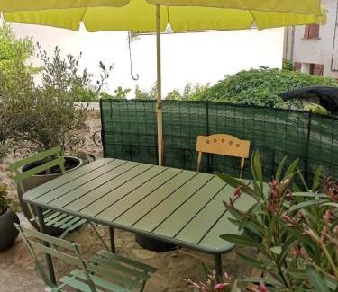 Saint-Martin-de-Bromes Apartamento | Chez Gilles Math