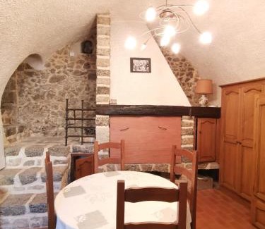 Saint-Martin-de-Bromes Apartamento | Chez Gilles Math