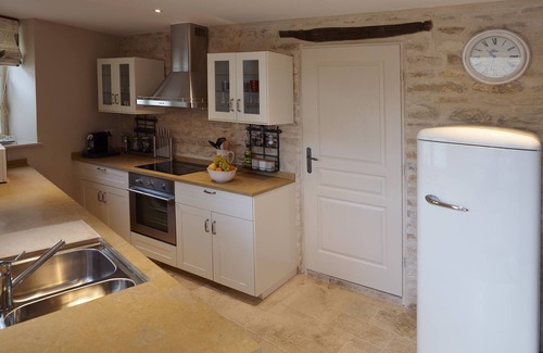 Meursault Apartamento | Chez Hall - Le Coin. Hermosa, calidad 1 hab / 1bth Cottage, centro de Meursault