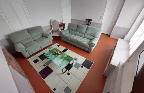 Le Molay-Littry Casa | chez Jean-Marc et Colette