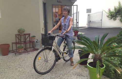 Hauterives Cama Y Desayuno | Chez L'Antiquaire