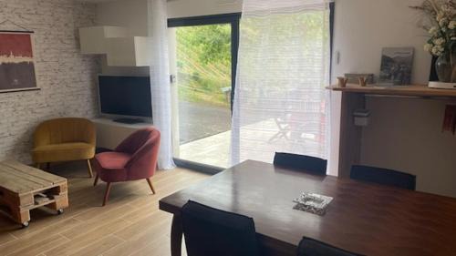 Monein Casa | Chez Luje