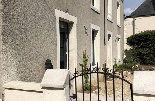 Cande-sur-Beuvron Casa | CHEZ LULU, casa de pueblo con vistas al Beuvron