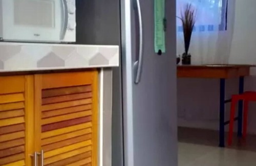 Valencia Casa | Chez Mélanie: espacio, privacidad y comodidad en el monte. Talinis Valencia Dumaguete