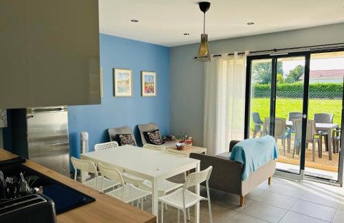 Les Echets Apartamento | Chez M&S - Maison 3 chambres et 3 salles de bain
