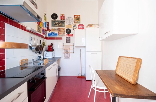 Quartier Canrobert Apartamento | Chez ma petite Reine, 2-room apartment, city center, near train station