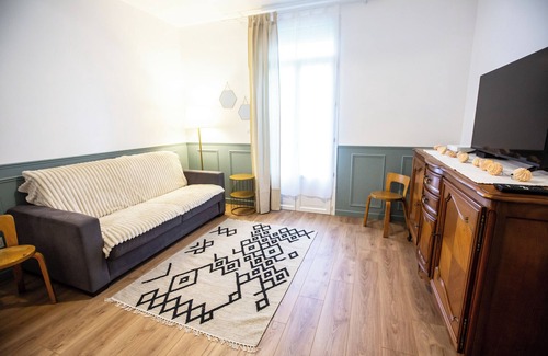 Le Marais Casa | "Chez Mami" 3 star house 8 pers quiet City and train station on foot