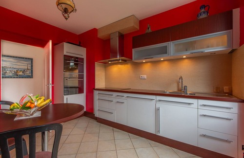 La Ville-aux-Clercs Apartamento | Chez Maryse & Guy - Bel Appt pour 4 avec jardin