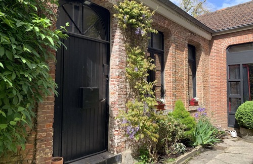 Montreuil-sur-Mer Apartamento | Chez Matt & Clem : Gite au Coeur de Montreuil