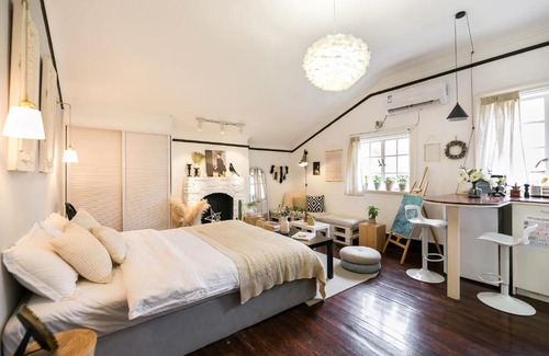 Huaihai Road Commercial Area Apartamento | Chez moi 新天地思南公馆法式洋房