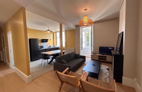 Meursault Apartamento | Chez Romain - Appartement au coeur de Meursault