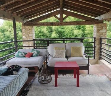 Lussan Cama Y Desayuno | Chez Yvette & Shoji