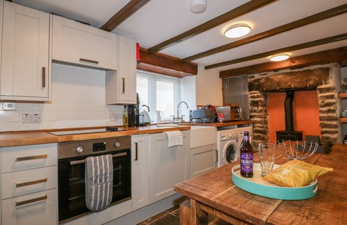 Pendeen Cabaña | CHI LOWEN, pet friendly, character holiday cottage in Pendeen